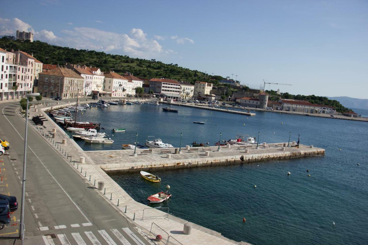 Studio Apartman Dida Bozo Senj  Luaran gambar
